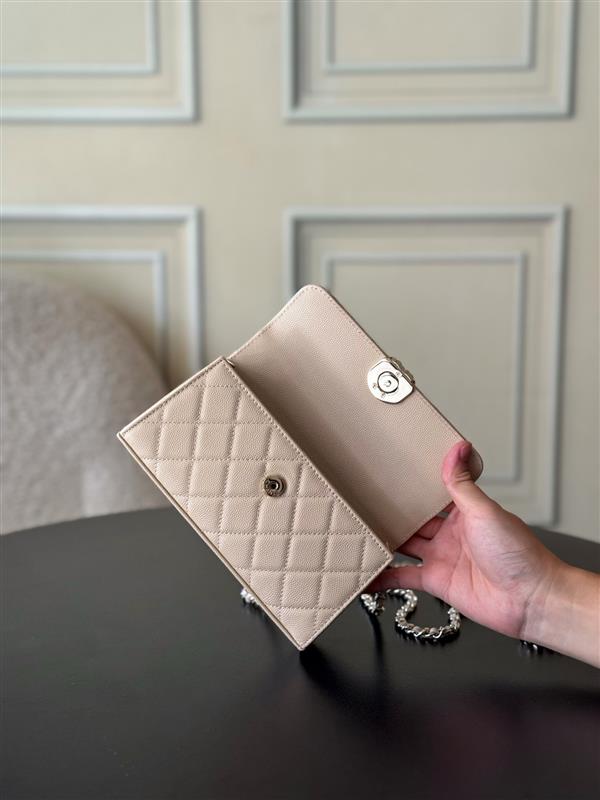 2026127215017280 590